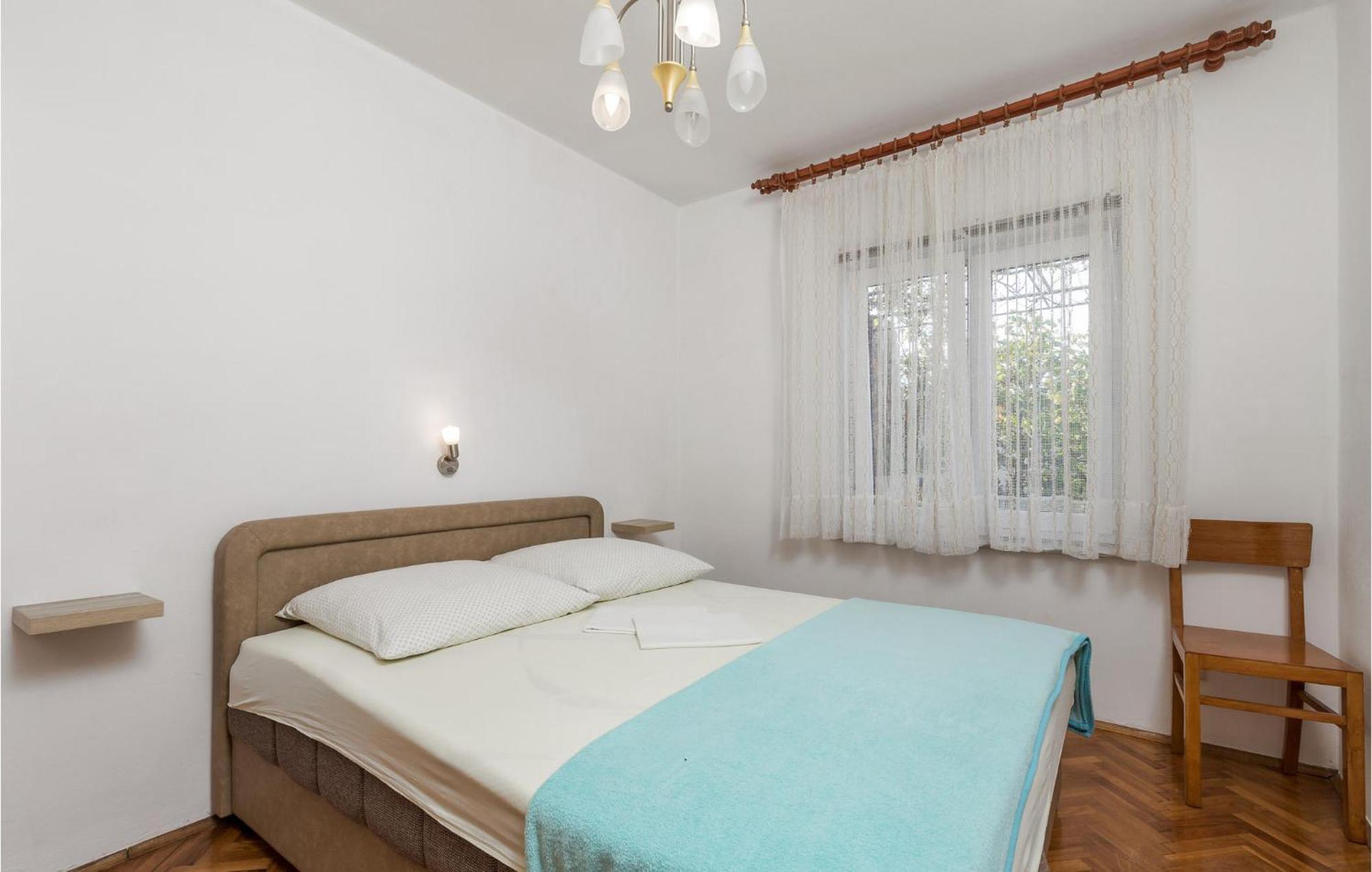 סווטי יוראי Nice Apartment In Sv,Juraj With Kitchen מראה חיצוני תמונה
