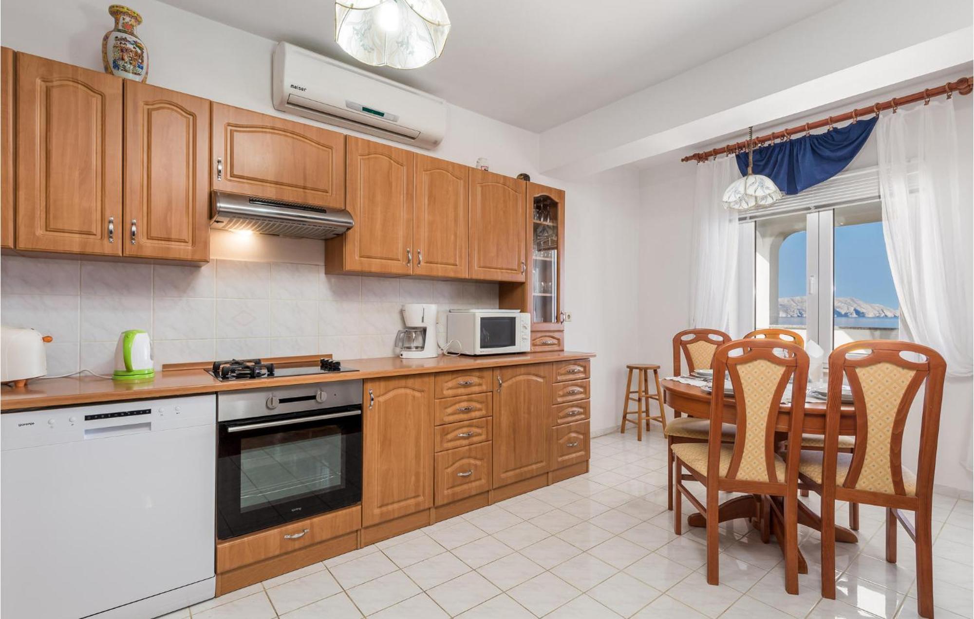סווטי יוראי Nice Apartment In Sv,Juraj With Kitchen מראה חיצוני תמונה