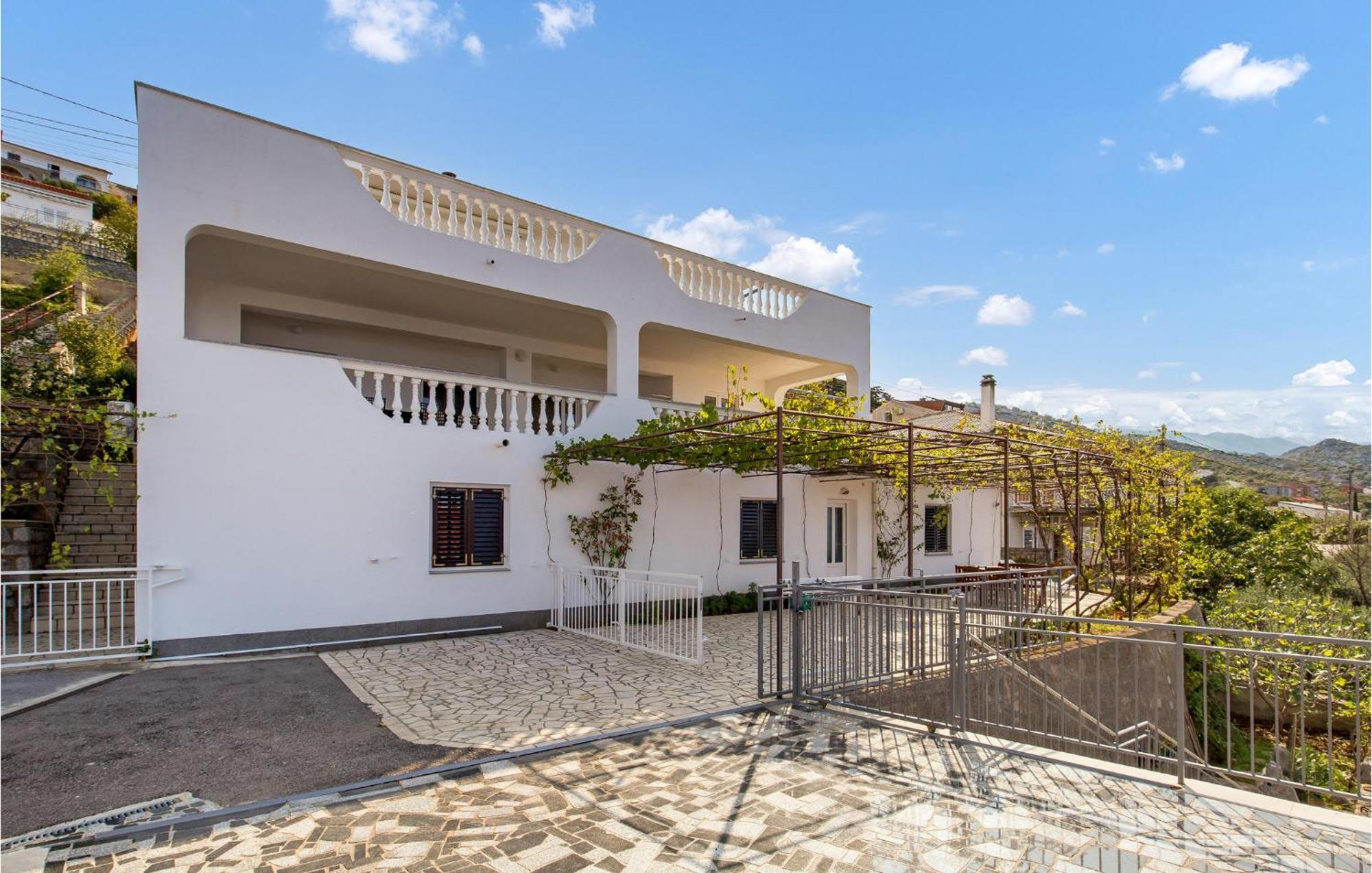 סווטי יוראי Nice Apartment In Sv,Juraj With Kitchen מראה חיצוני תמונה
